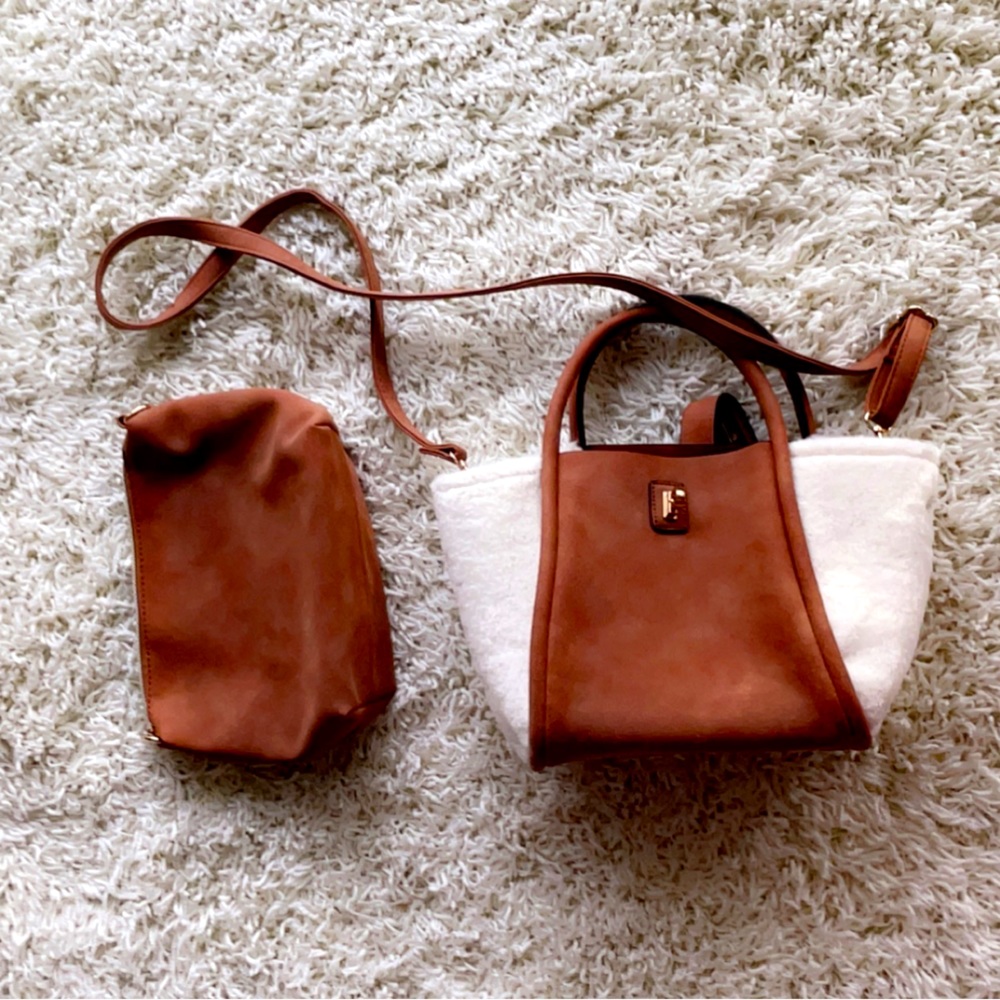 Neutral Purse